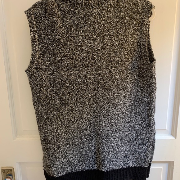 LOFT Flecked Turtle Neck Sweater - Picture 3 of 7